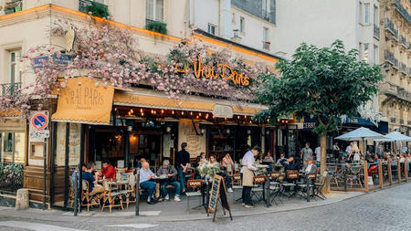 Top Food & Drink To Try While Travelling Through France